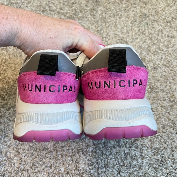 Municipal Origin Sneakers Shoes Size 7 / 7.5 Pink White Black - Picture 4 of 8